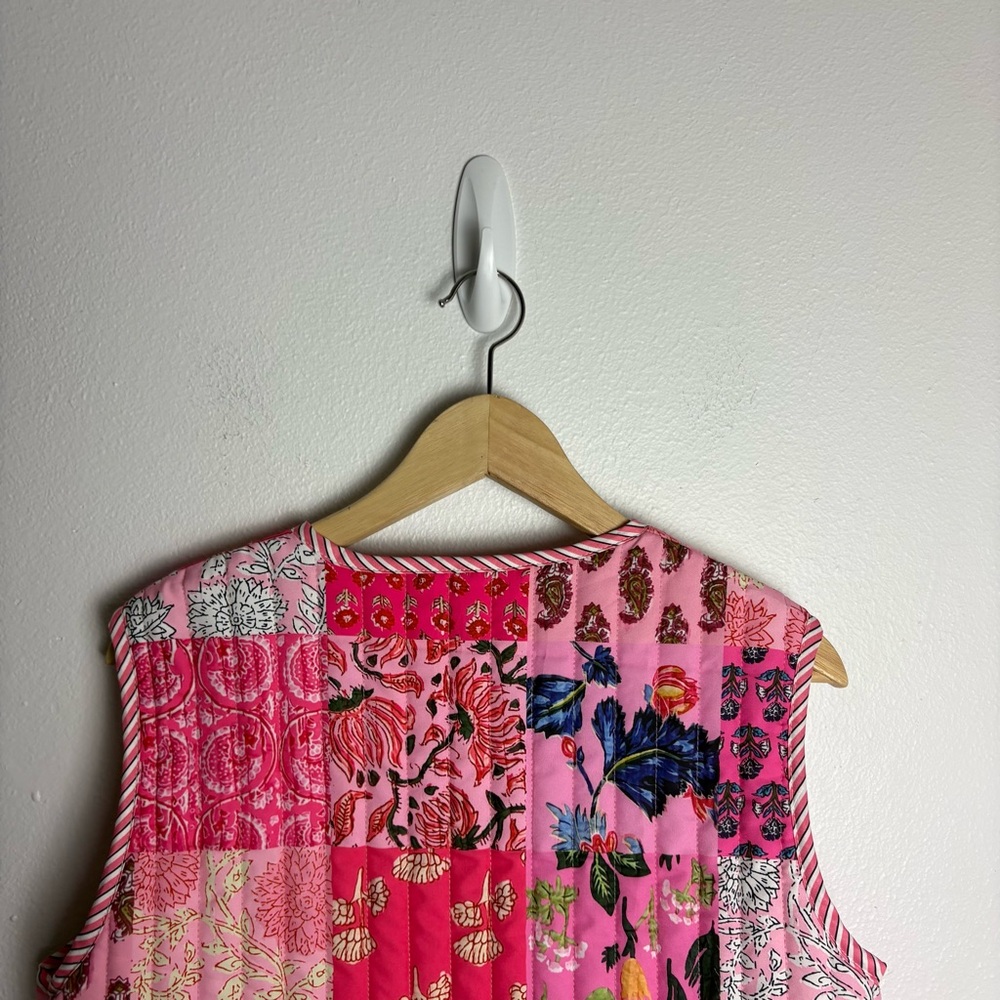 Patchwork Pink Quilted Vest Cottagecore Colorful Boho Floral Gilet Cardigan M - Picture 7 of 8